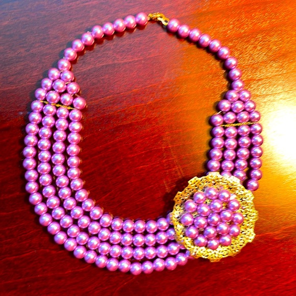 Women’s purple necklace handmade for a Nigerian wedding. Goldtone clasp to side - Picture 1 of 4